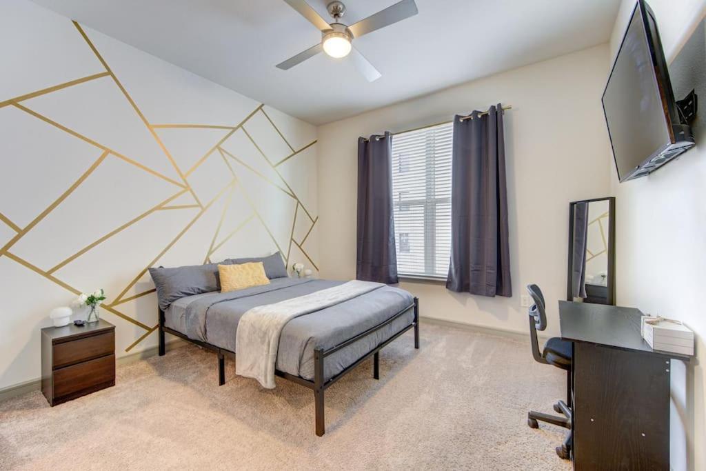 Fancy Apt Downtown. Pool. Gym. Lounge. Pet Ok Houston Eksteriør bilde