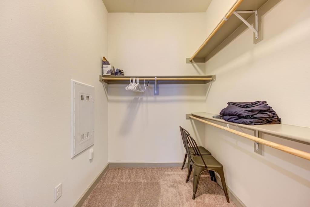 Fancy Apt Downtown. Pool. Gym. Lounge. Pet Ok Houston Eksteriør bilde